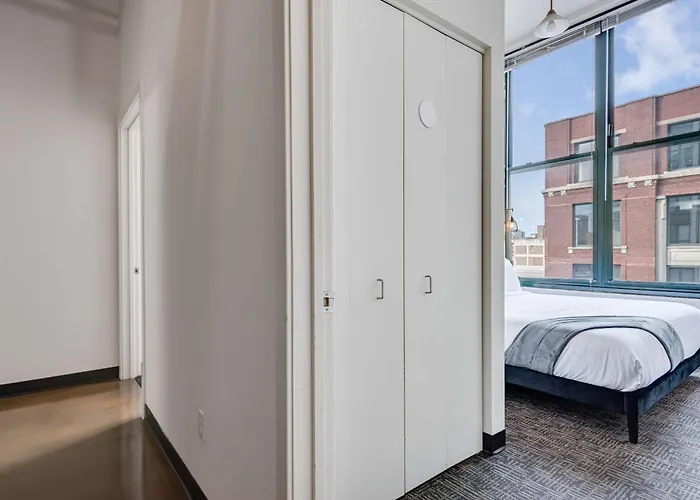 West Loop - Views With In & Out Parking 3 * Chicago